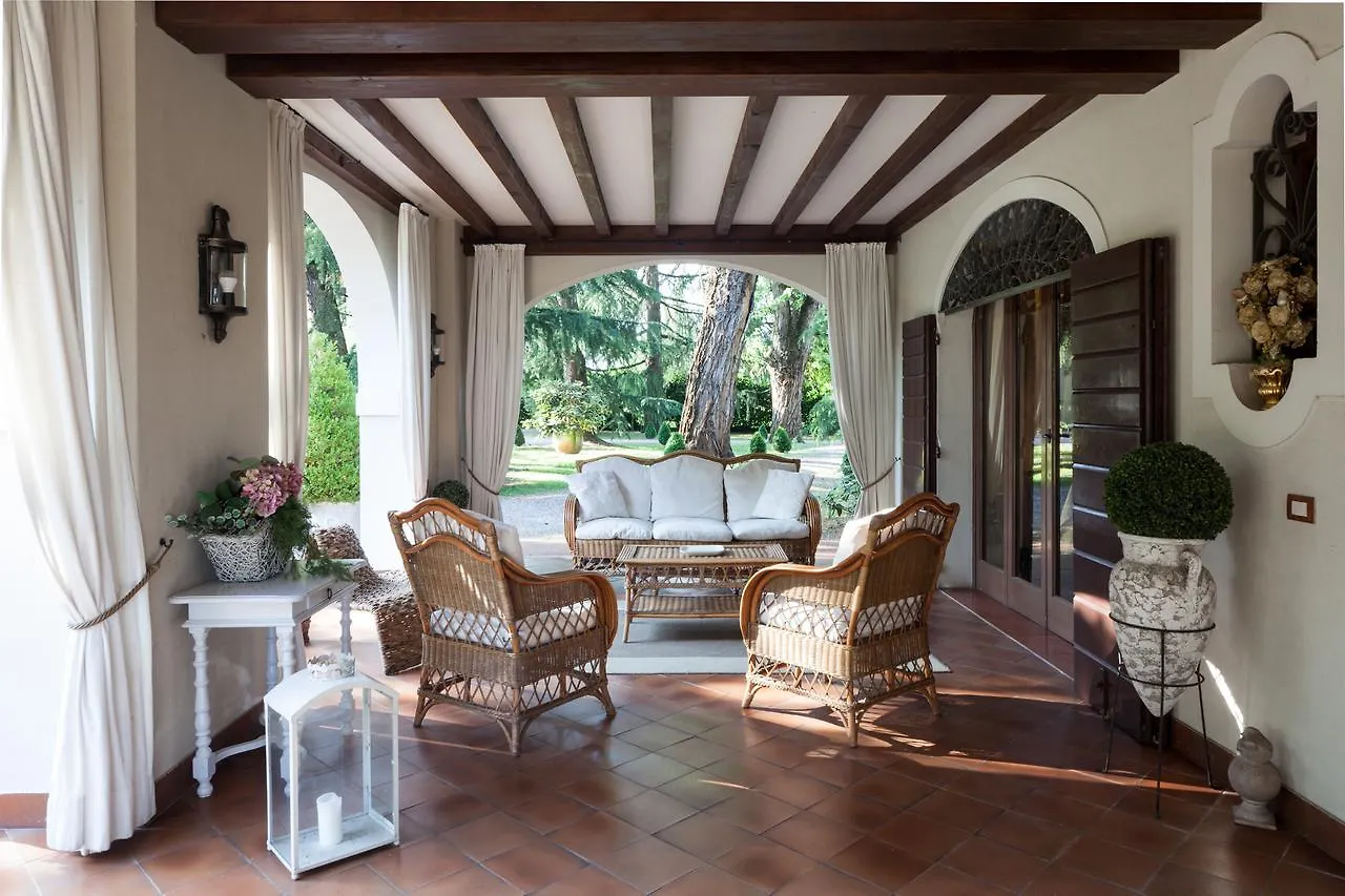 Villa Zane Treviso 2*,